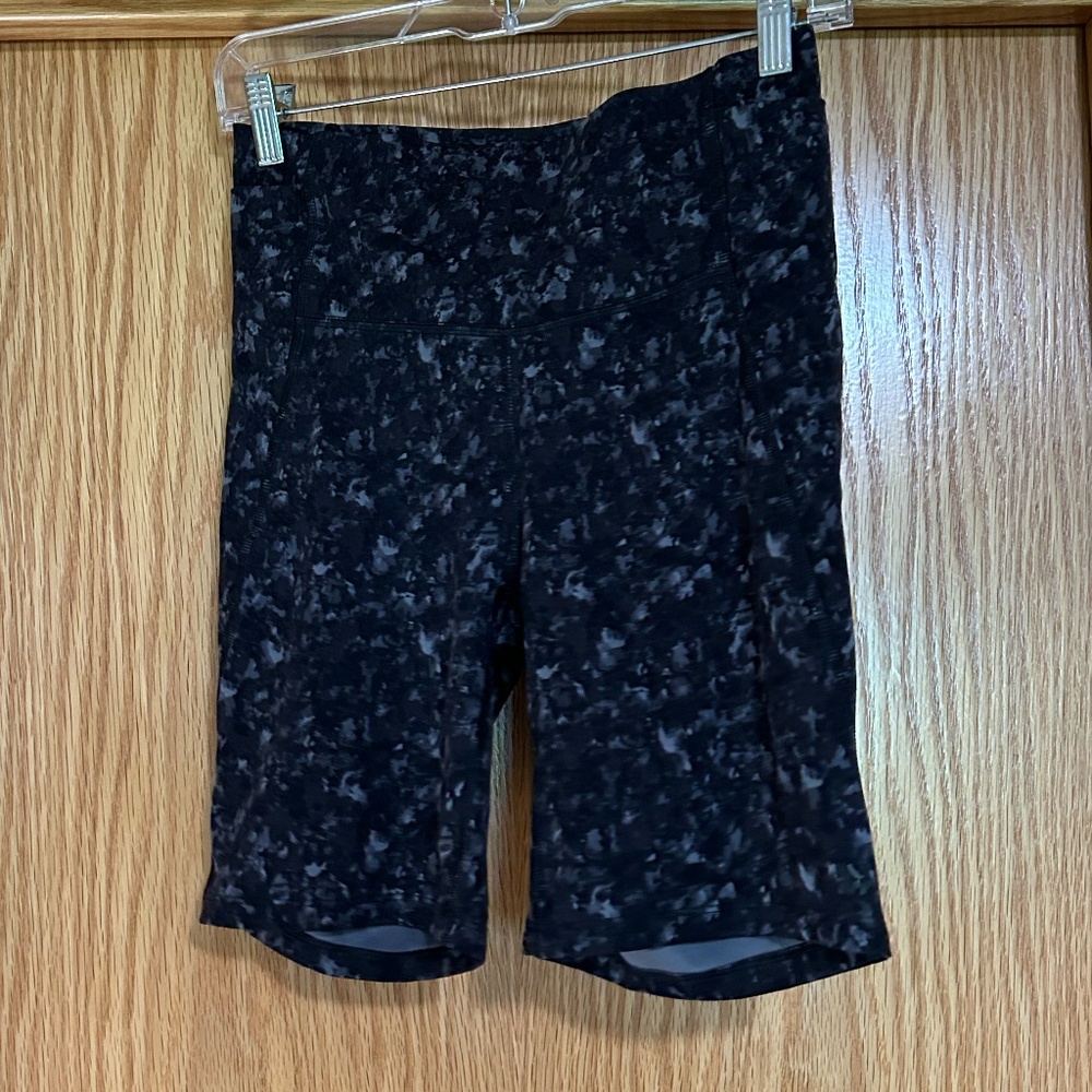 Women's Camo Print Bike Shorts - Size S